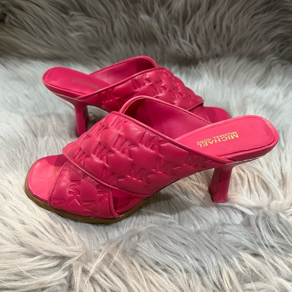 Michael Michael Kors Women’s heeled sandals. - Picture 4 of 7
